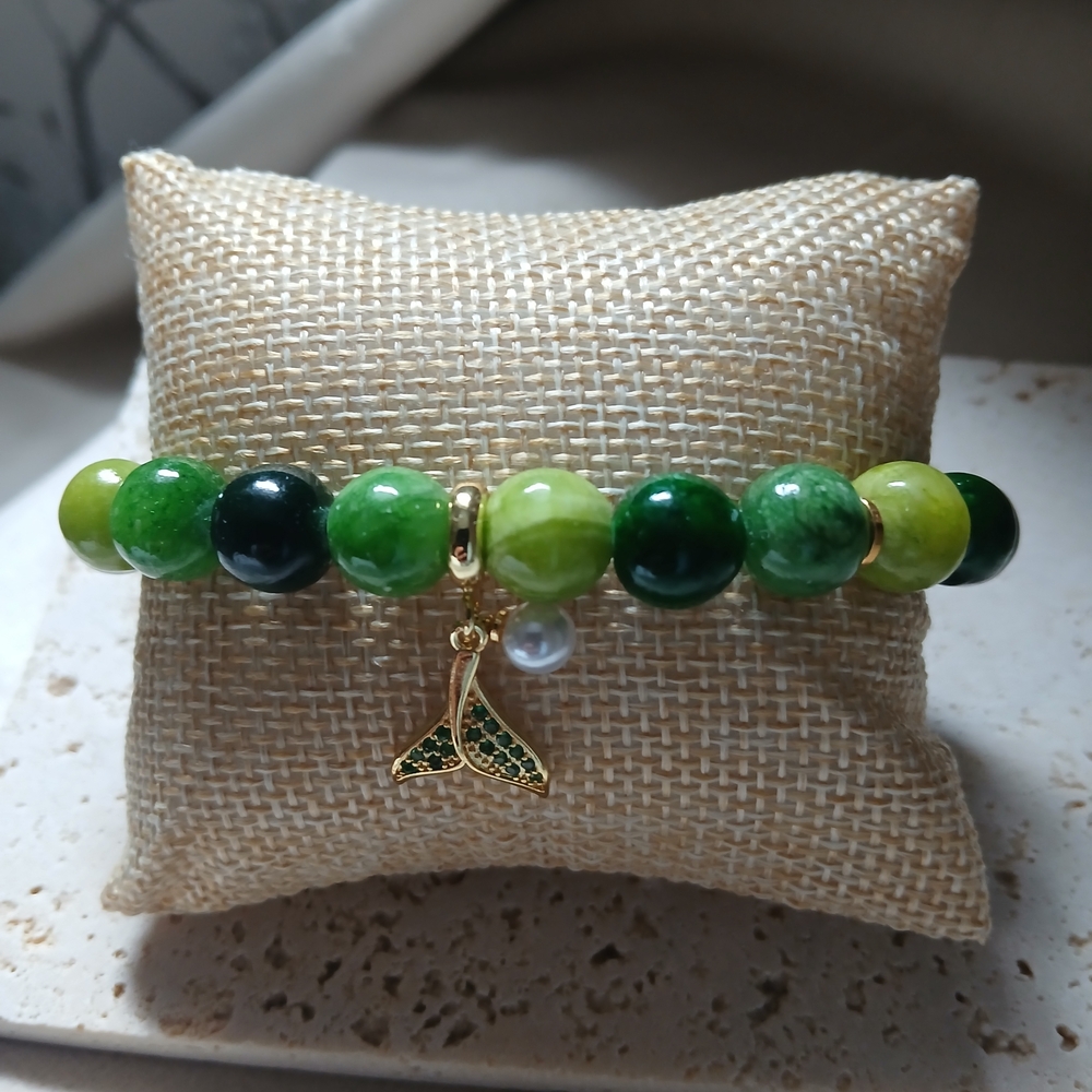 Green Beaded Mermaid Tail Charm Bracelet - Gold Accent